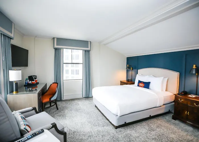 Dunhill Hotel