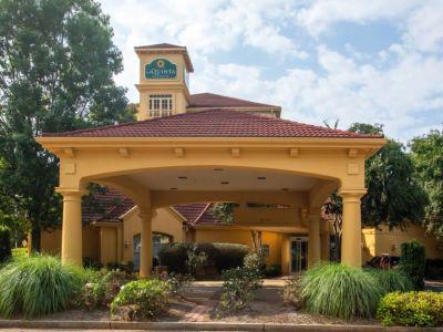 La Quinta By Wyndham Airport South Hotel