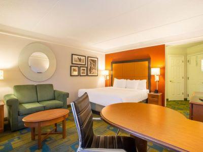 La Quinta By Wyndham Airport South