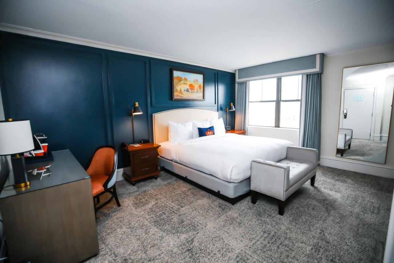 Hotel Dunhill Charlotte