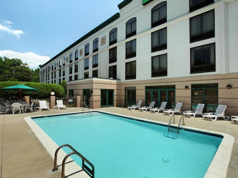 Hotel Spark By Hilton Tyvola I-77 3*