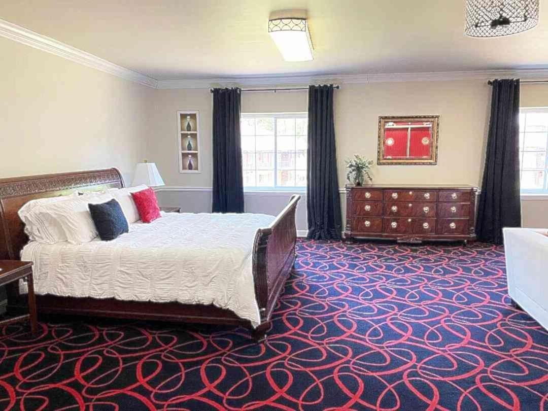 Independence Place Hotel