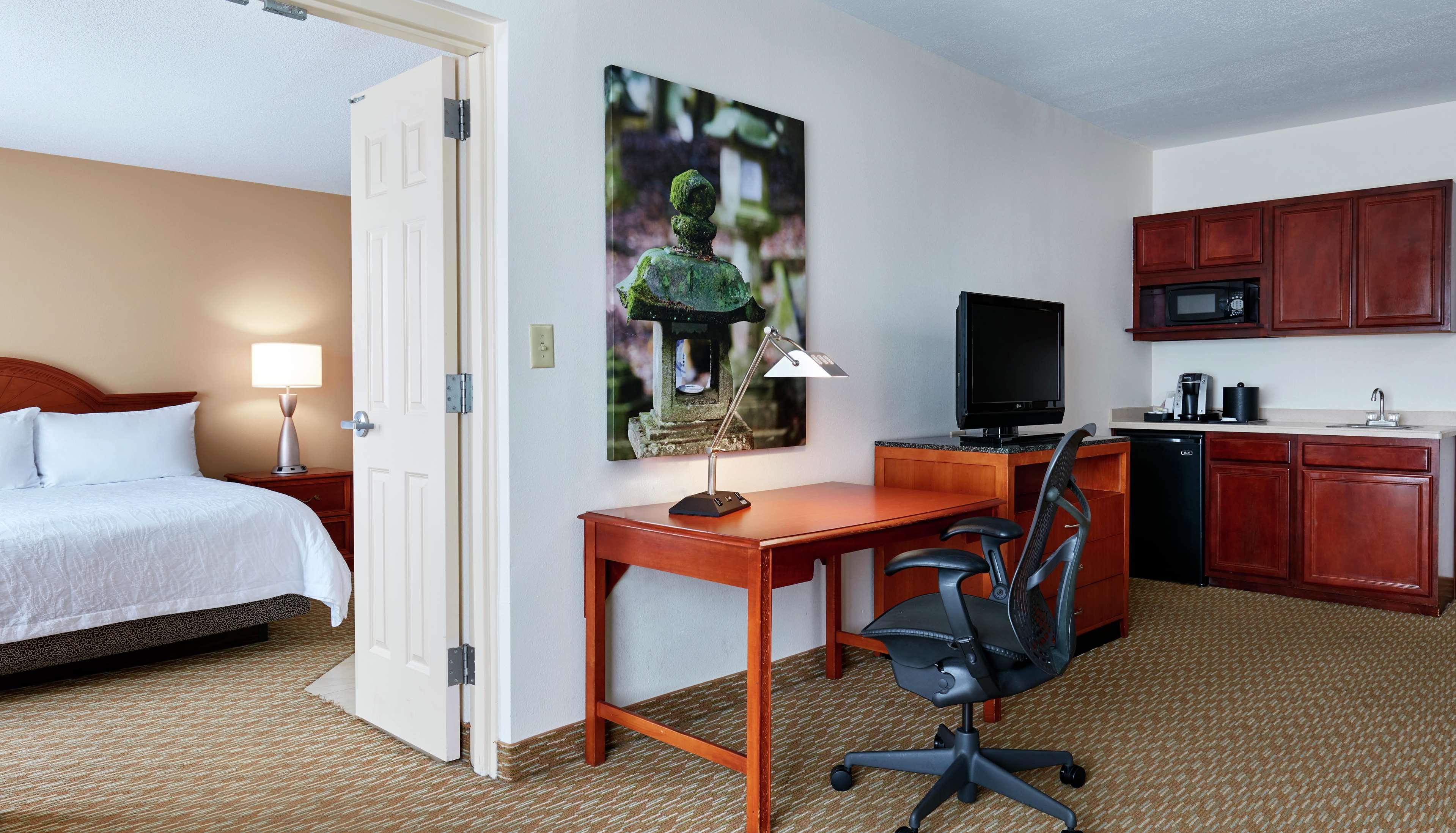 Hilton Garden North Hotel