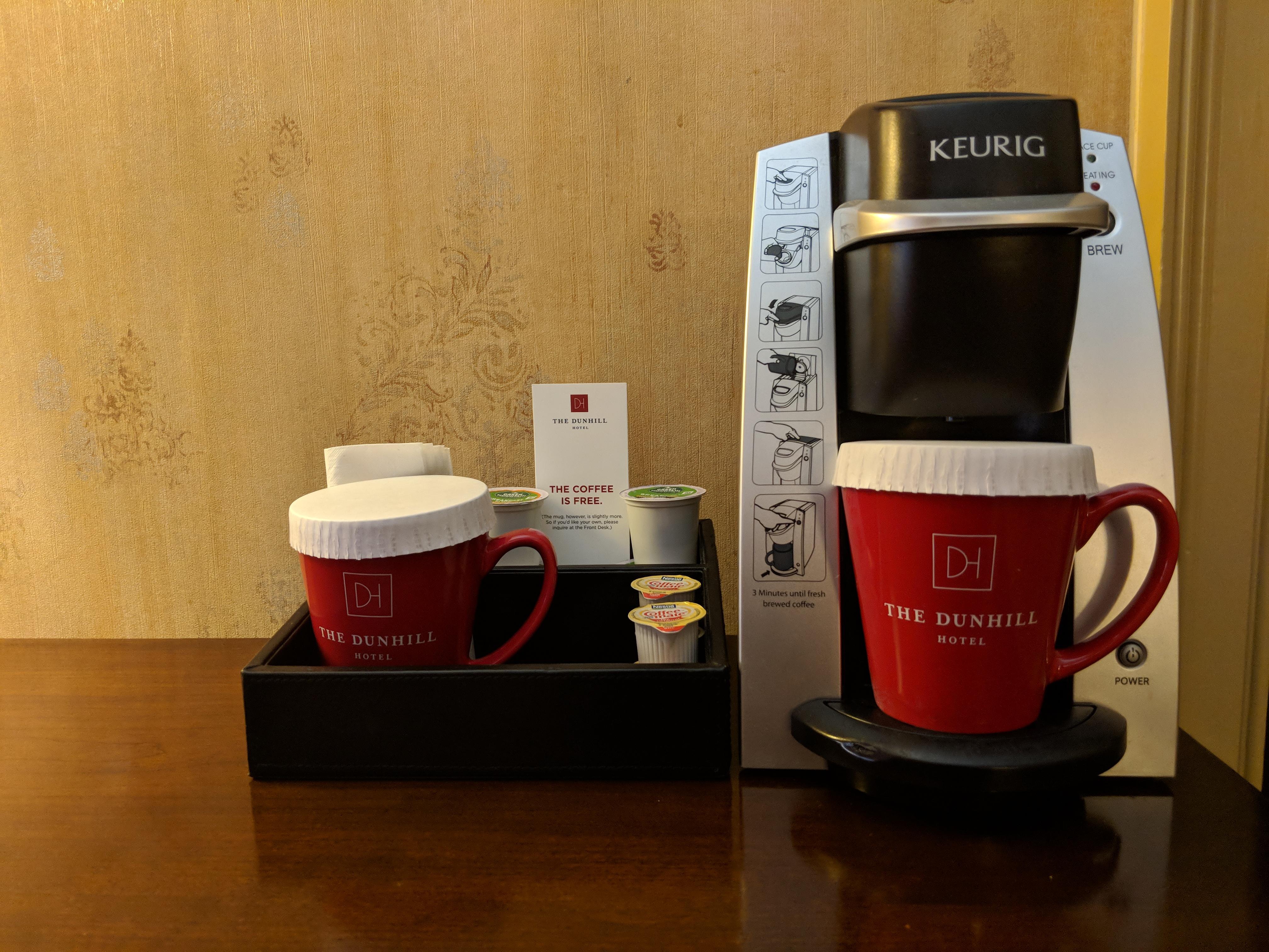 Dunhill Hotel 4*