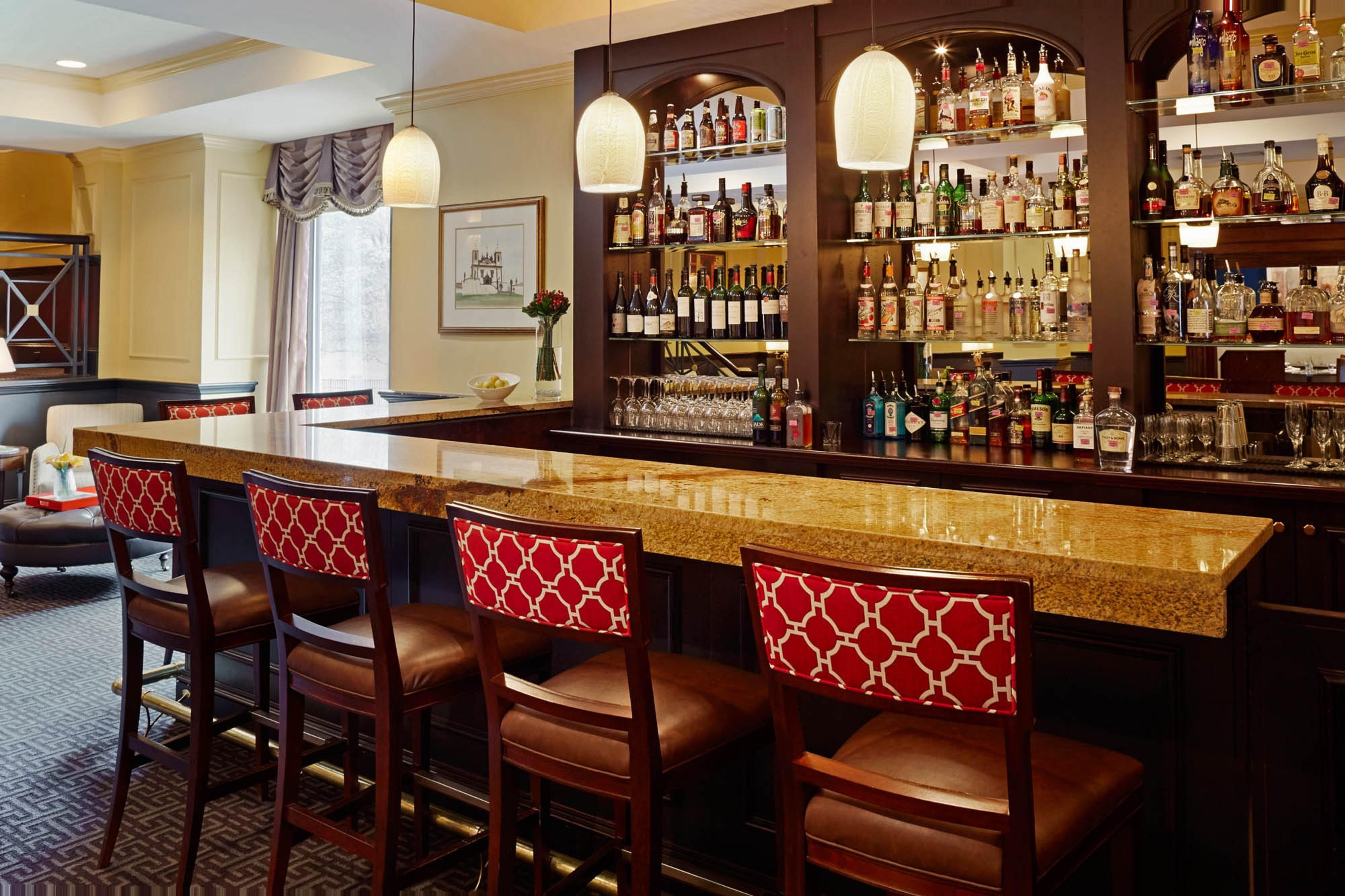 Dunhill Hotel 4*