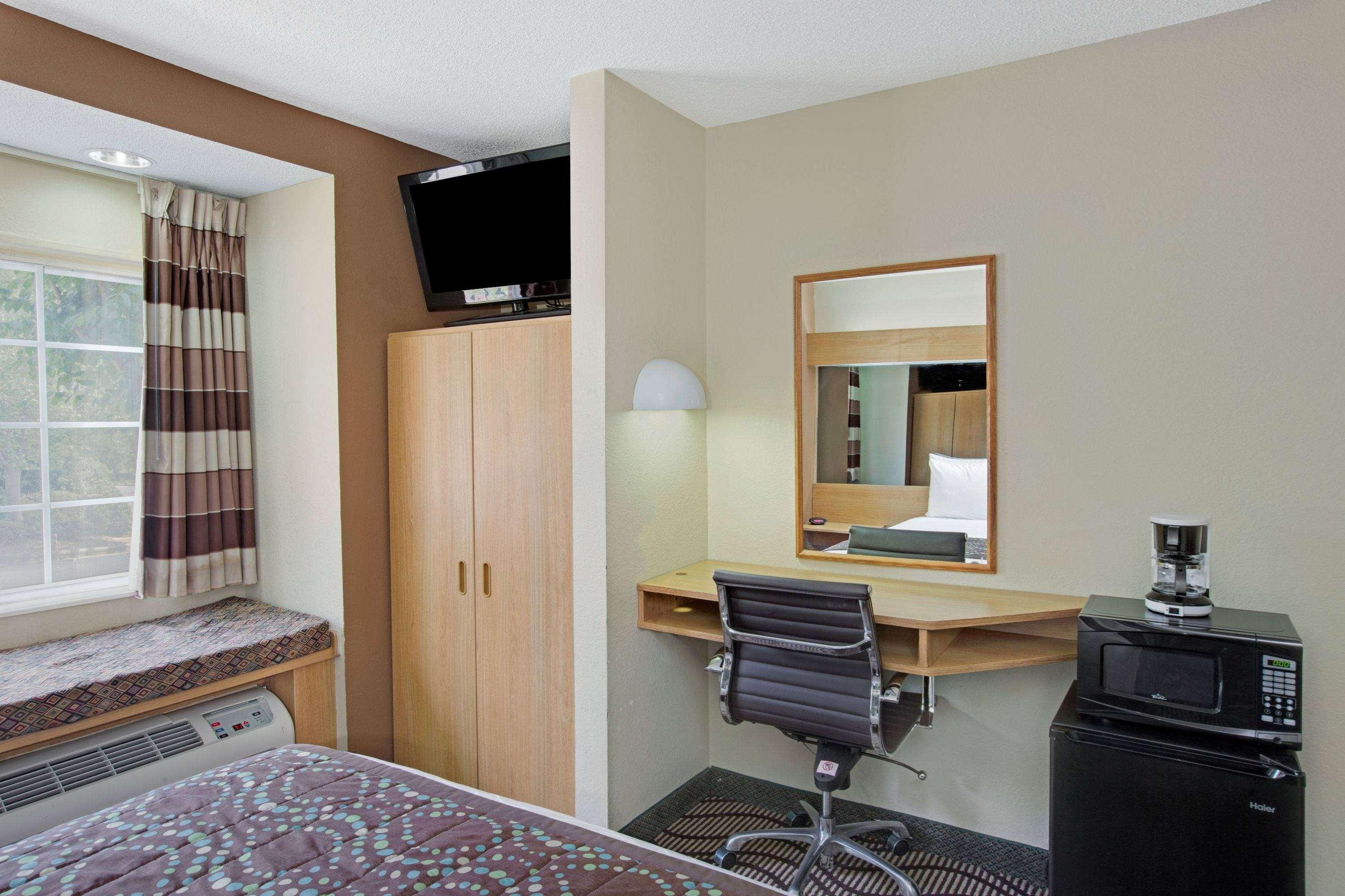 Microtel By Wyndham Place 2* Charlotte