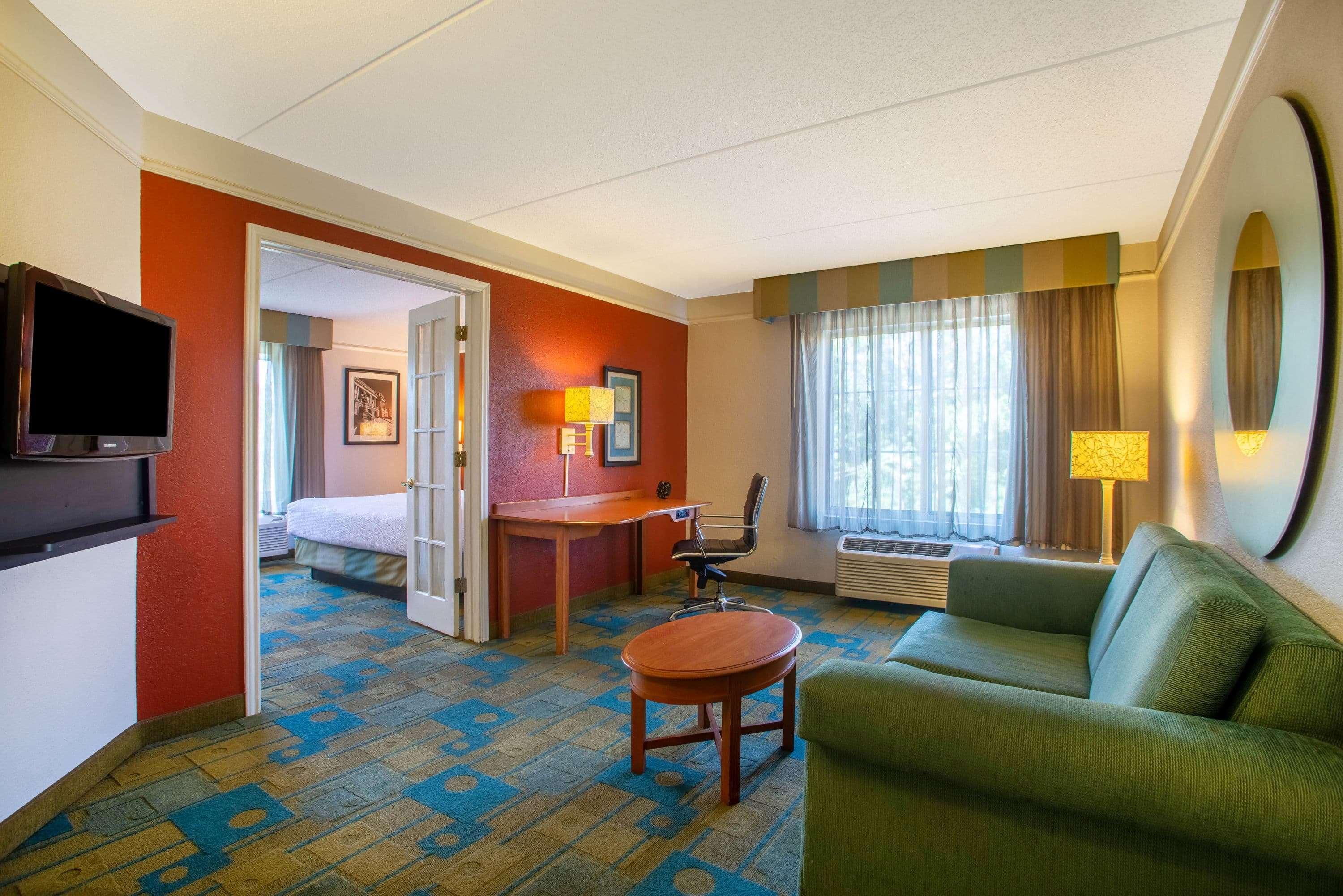 La Quinta By Wyndham Airport South Hotel