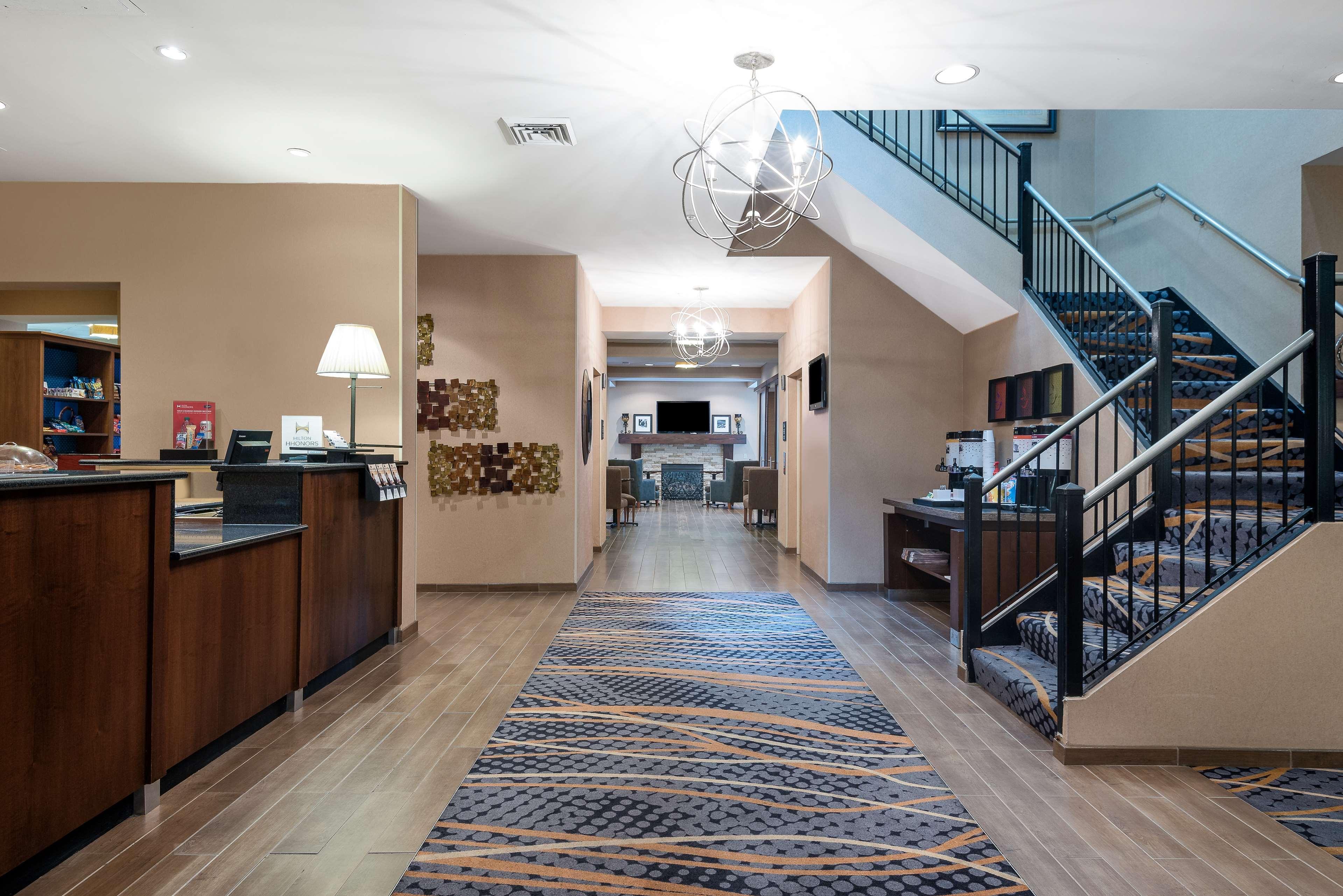 Hampton Uptown Hotel