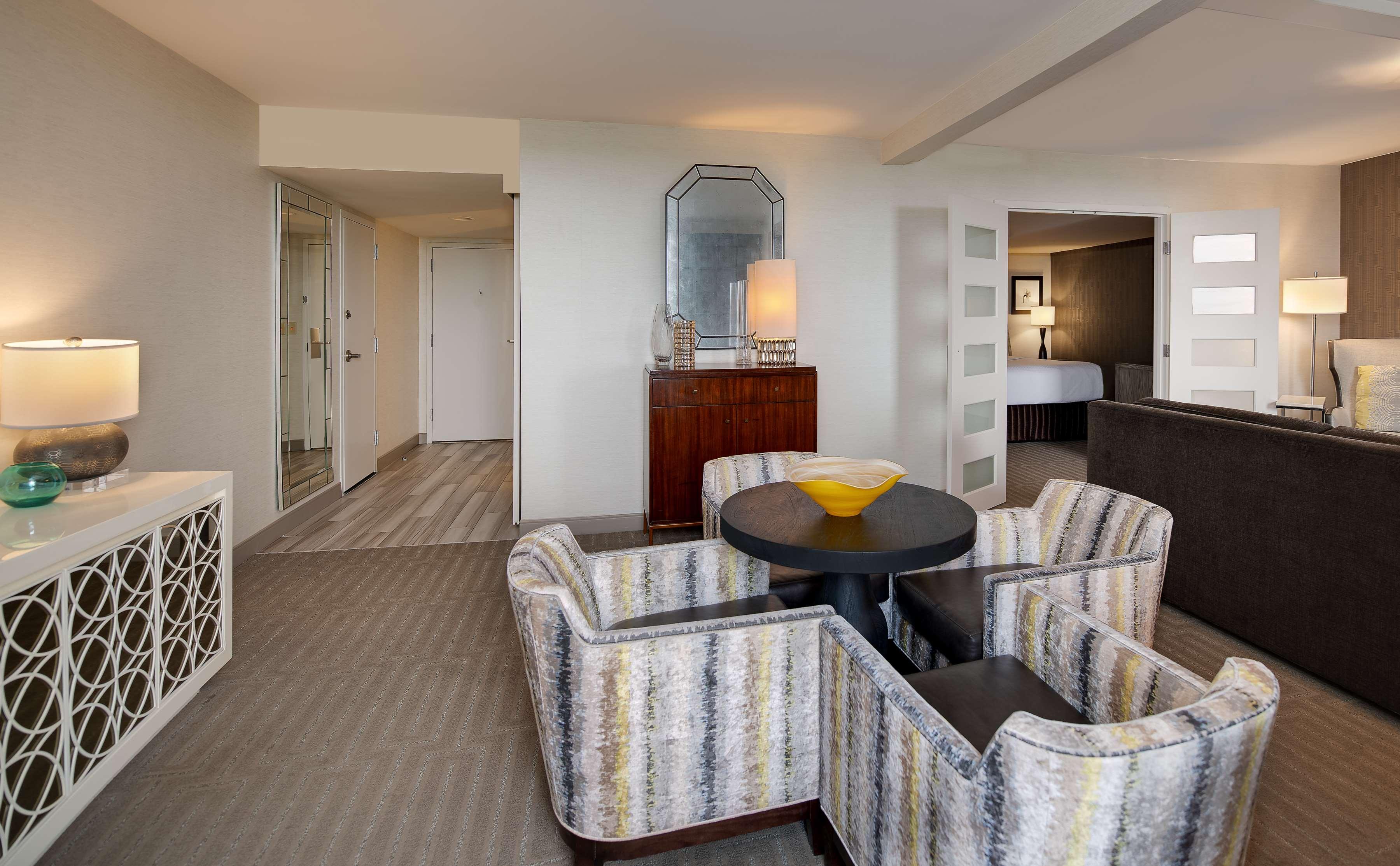Sonesta Lower South End Hotel