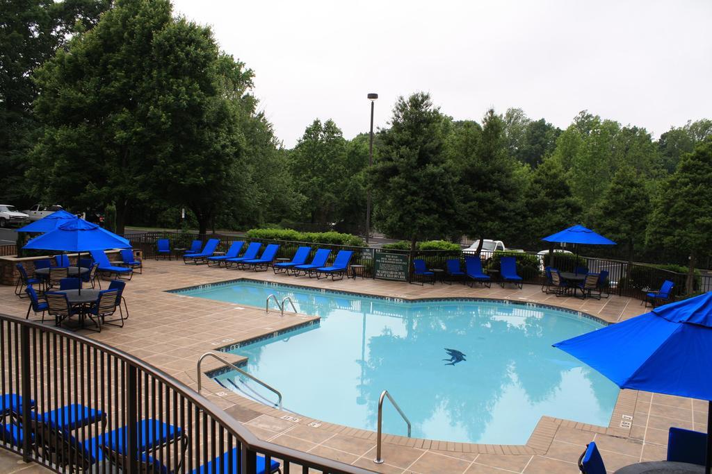 Doubletree By Hilton South Tyvola Hotel