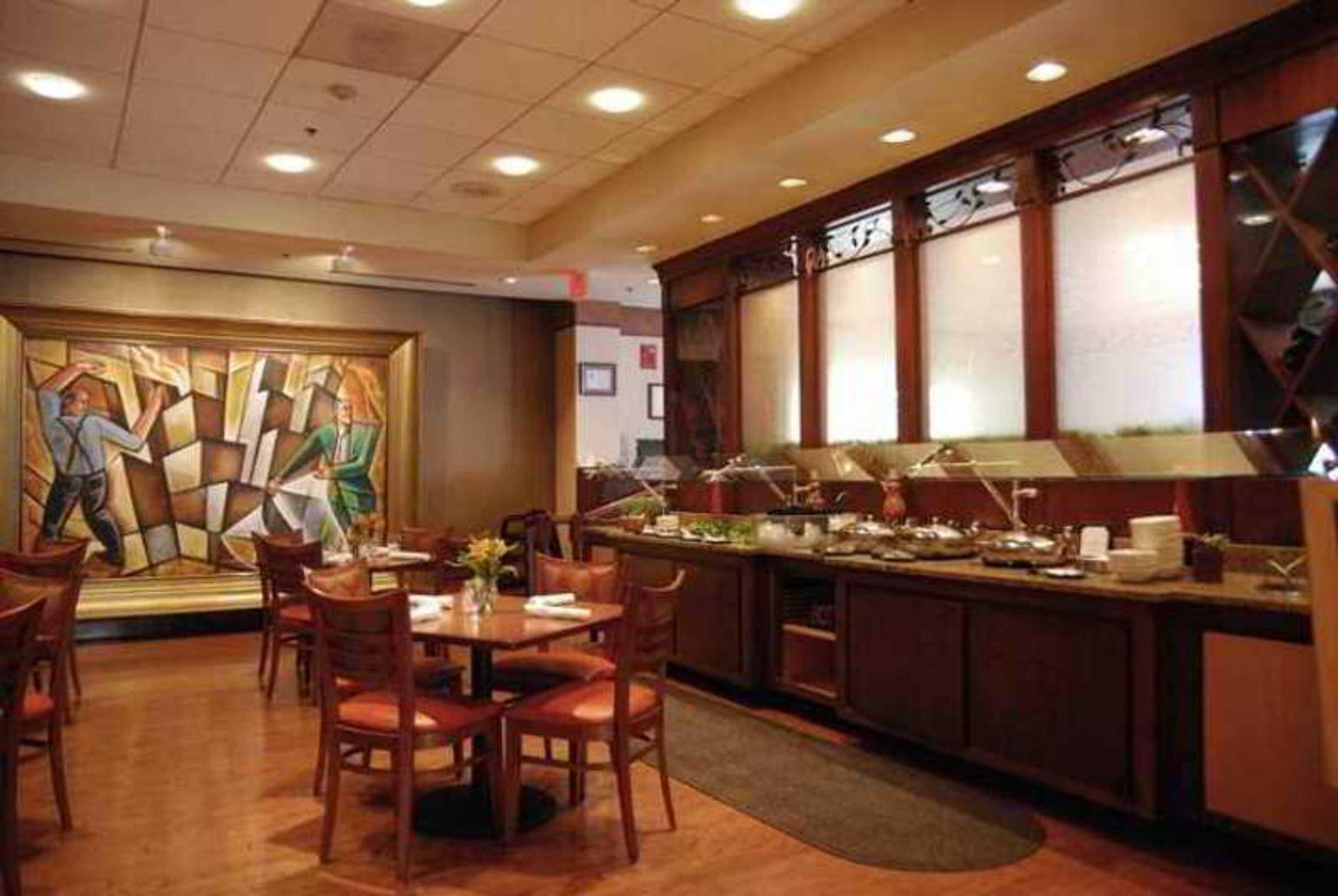 Hotel Doubletree By Hilton Uptown Charlotte
