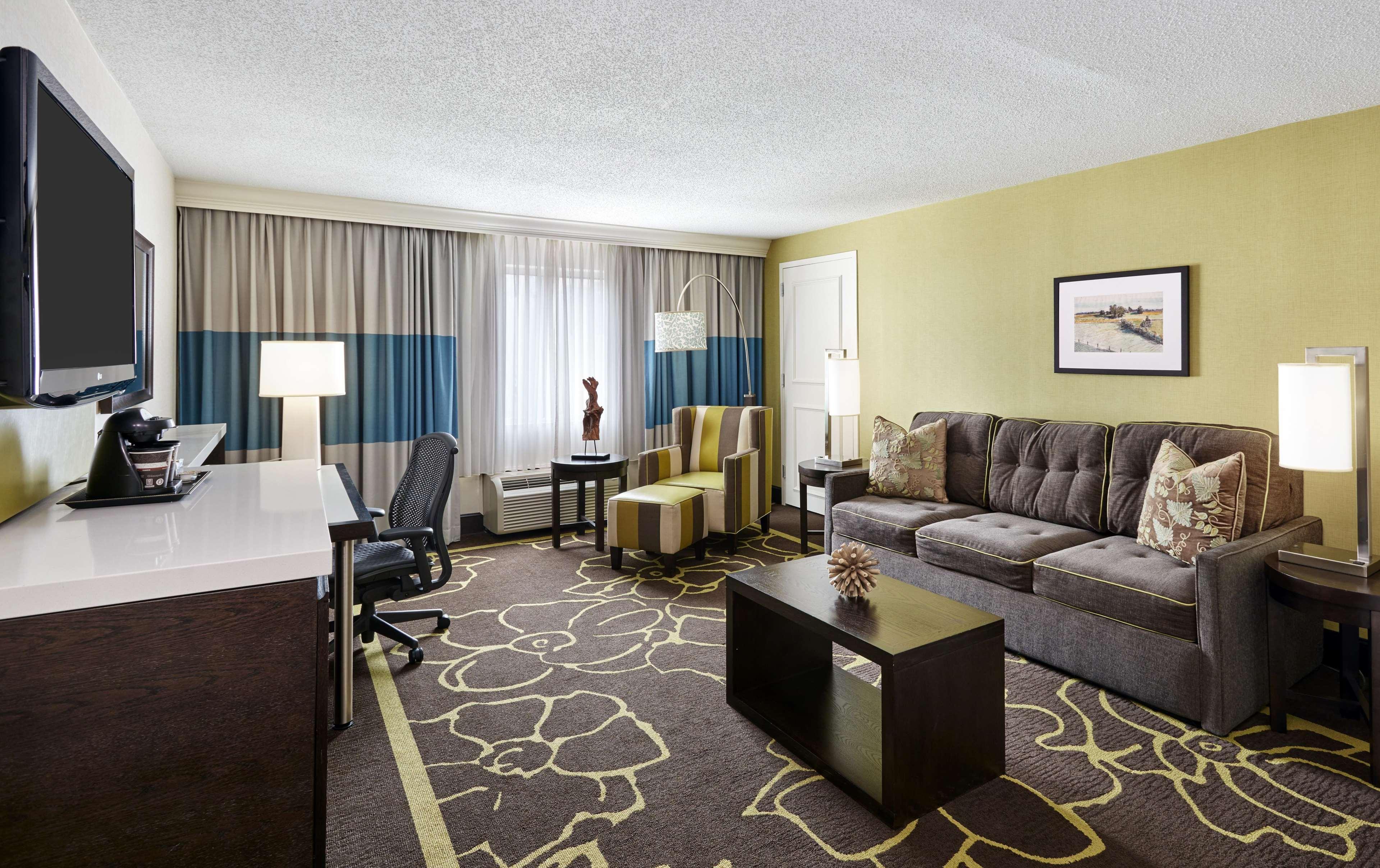 Hotel Doubletree By Hilton Uptown