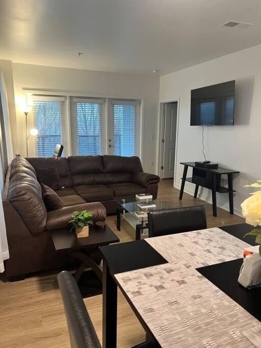 Uptown Luxury Near It All