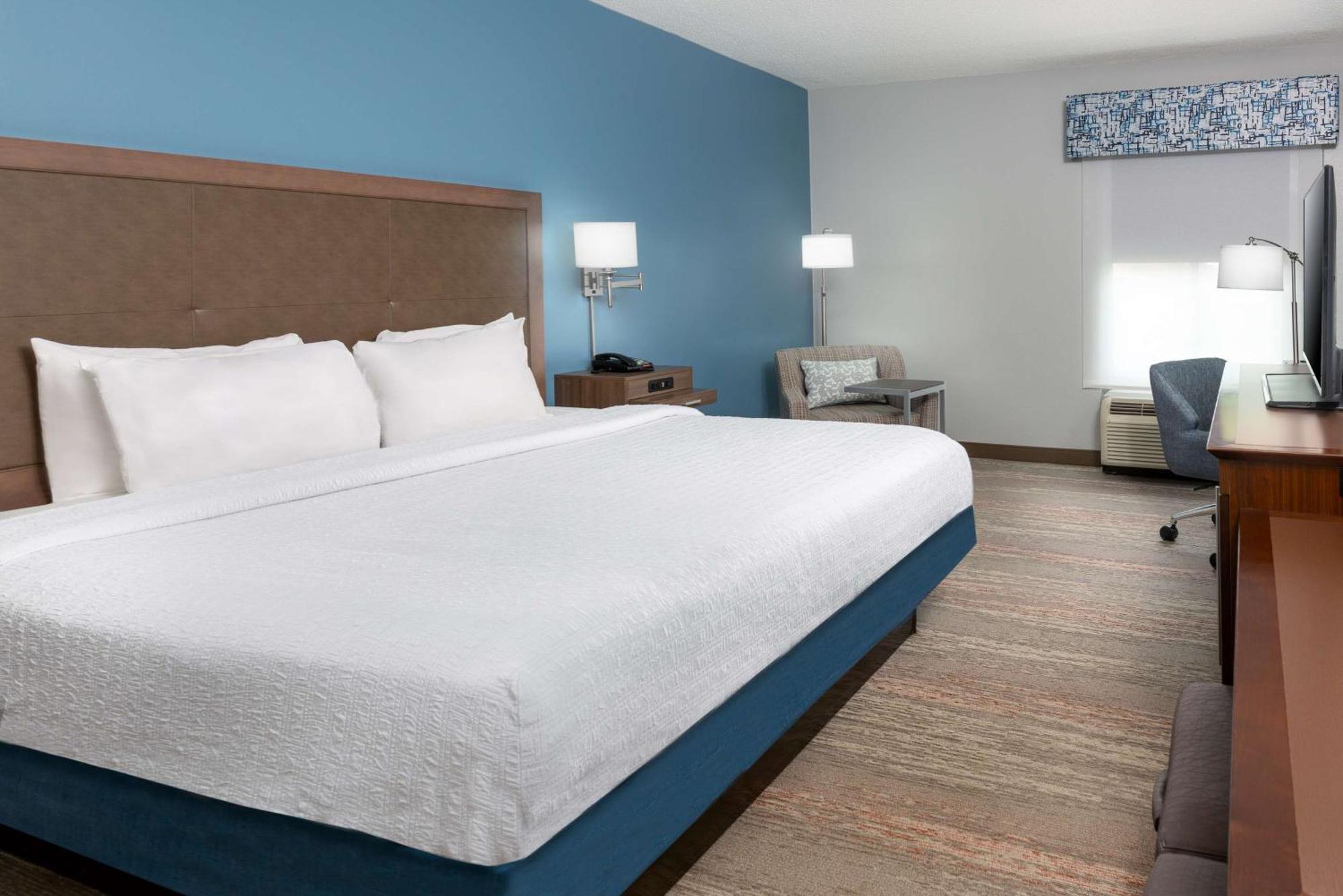 Hotel Hampton Uptown