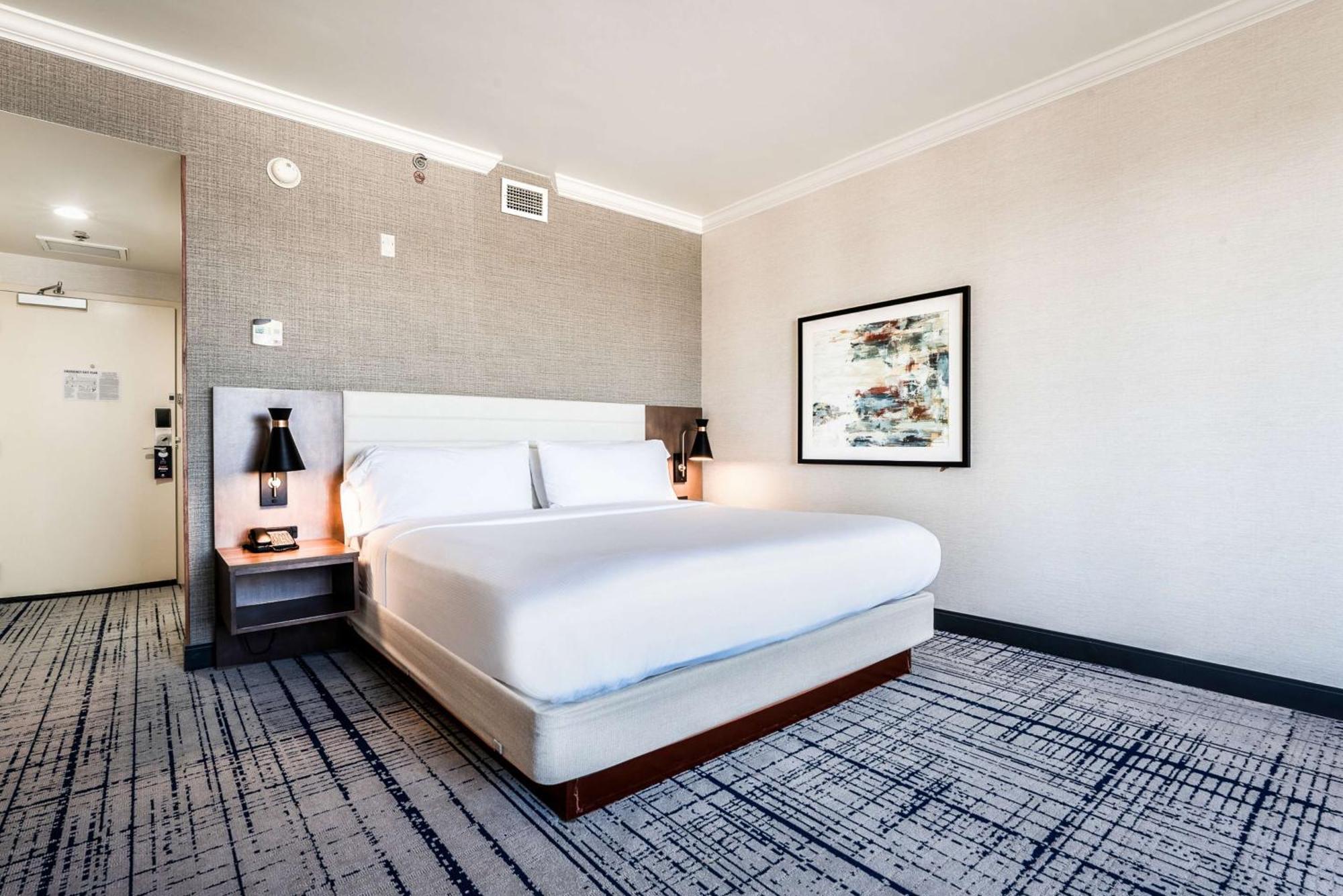 Hotel Doubletree By Hilton South Tyvola Charlotte