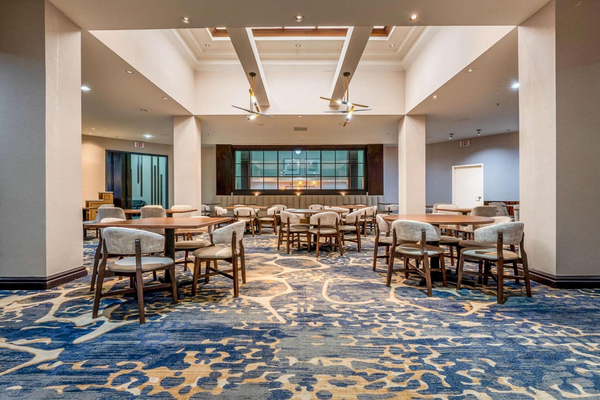Hotel Doubletree By Hilton South Tyvola 4*