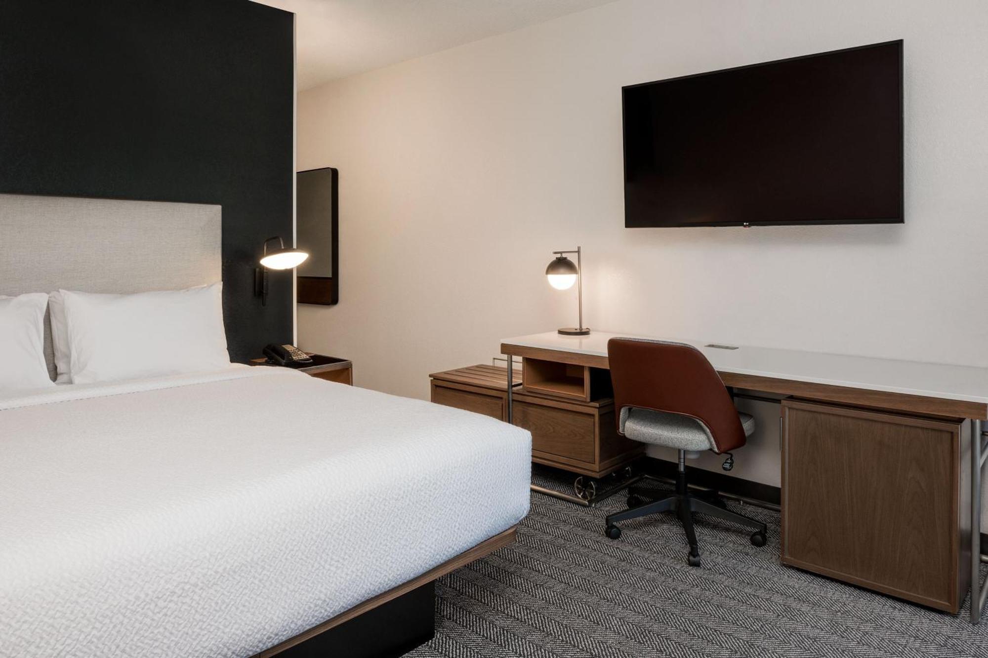 Courtyard By Marriott Ballantyne 3* Charlotte