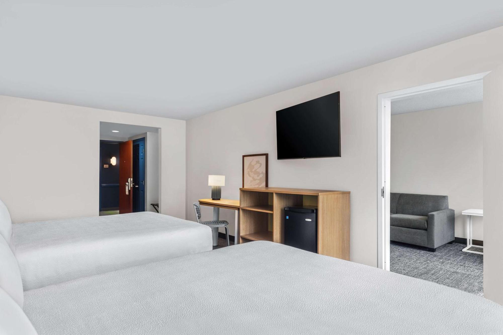 Spark By Hilton Tyvola I-77 3* Charlotte