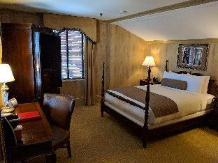 Hotel Dunhill