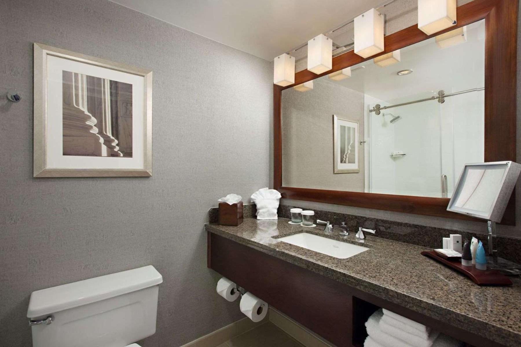 Sonesta Lower South End Hotel 4*