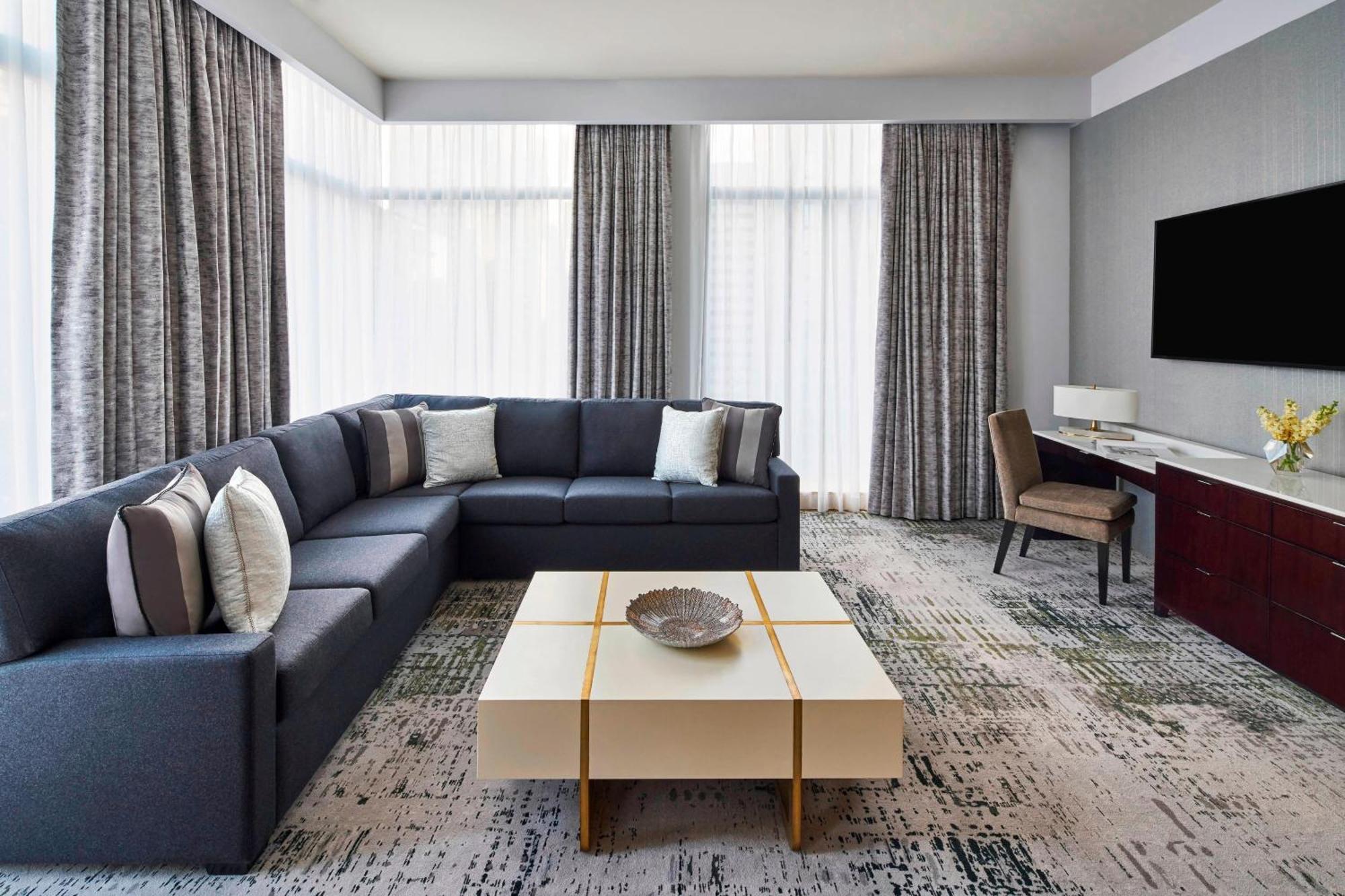 The Ritz-carlton, 5*