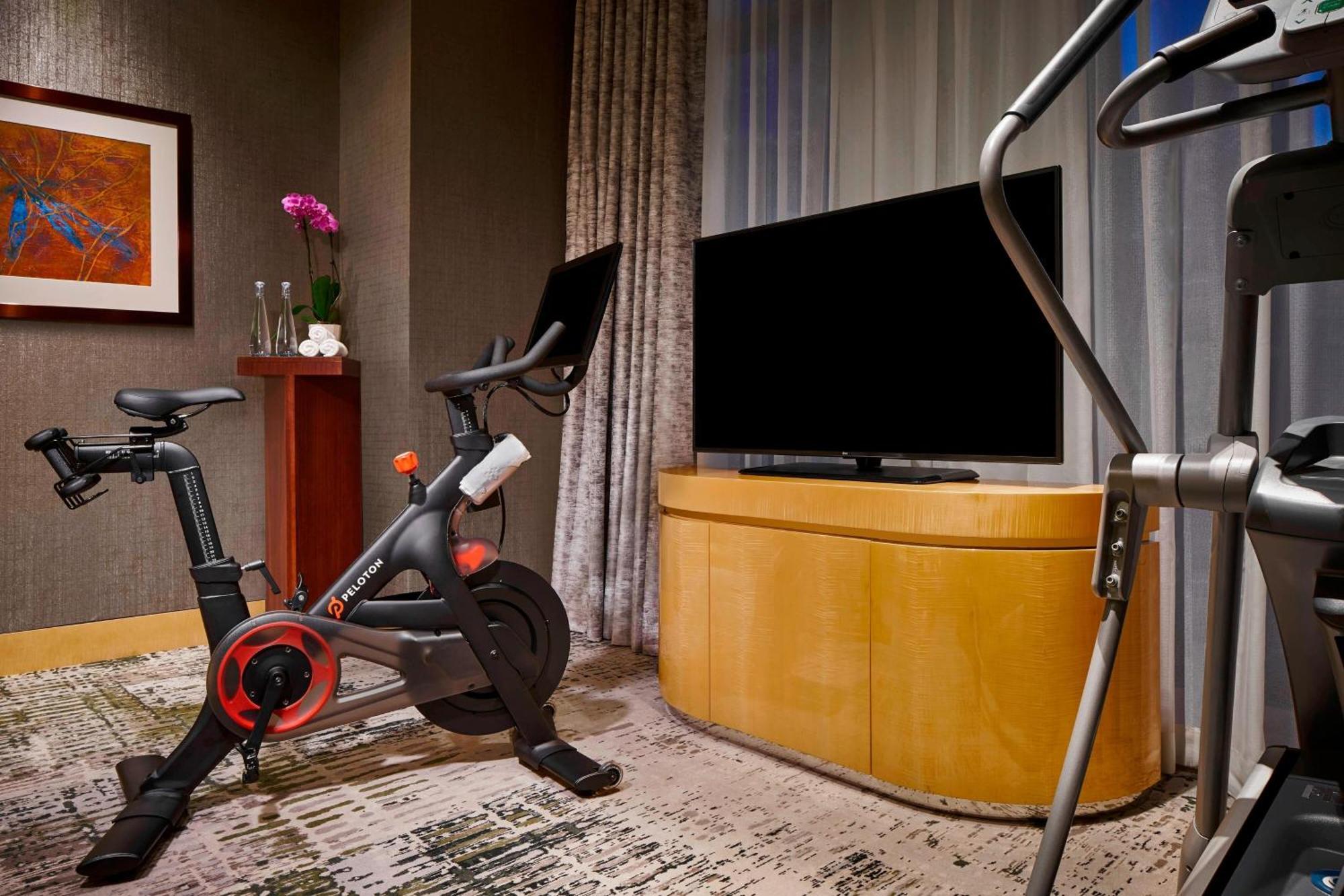 The Ritz-carlton, 5* Charlotte