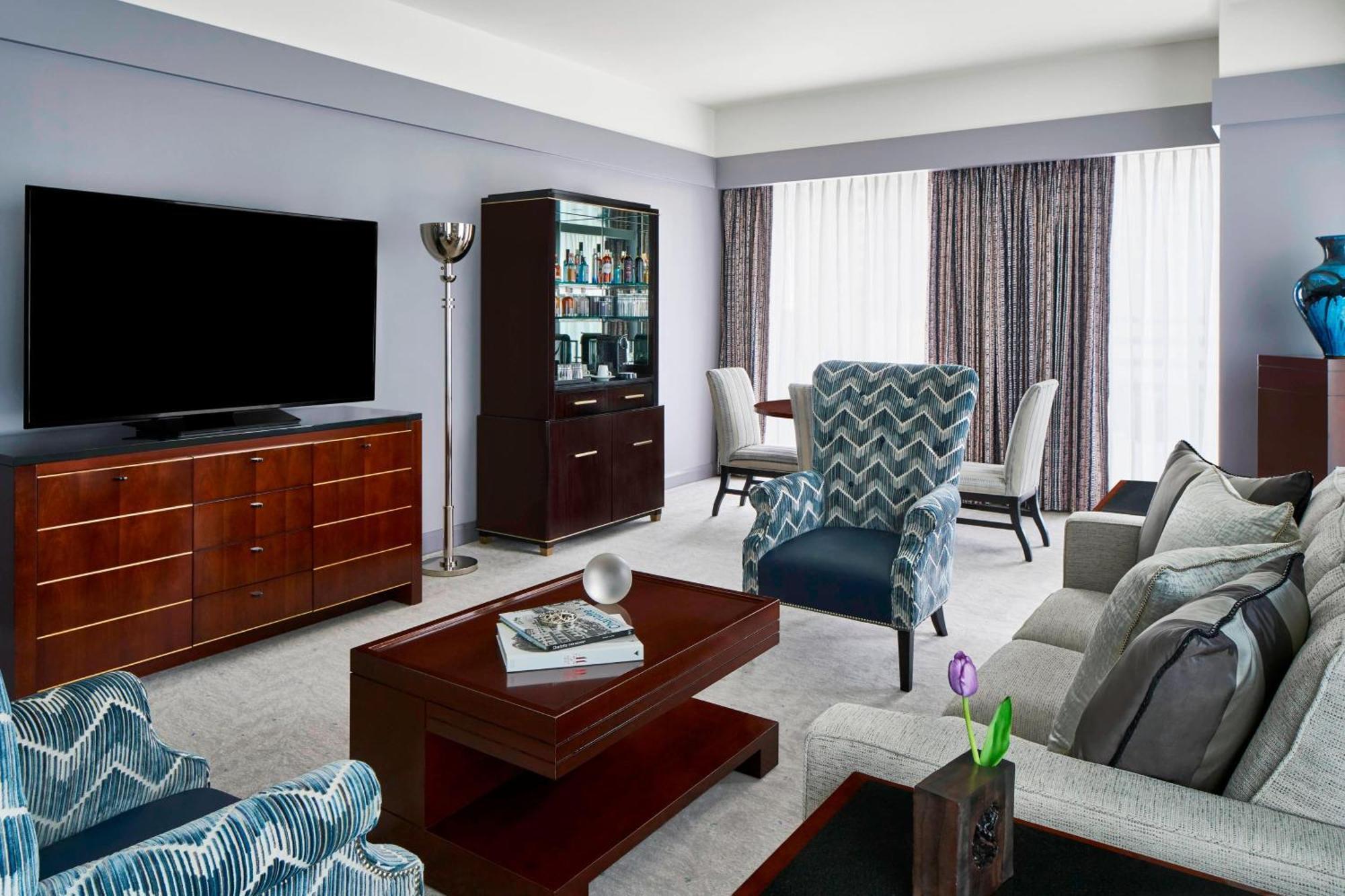 The Ritz-carlton, 5*