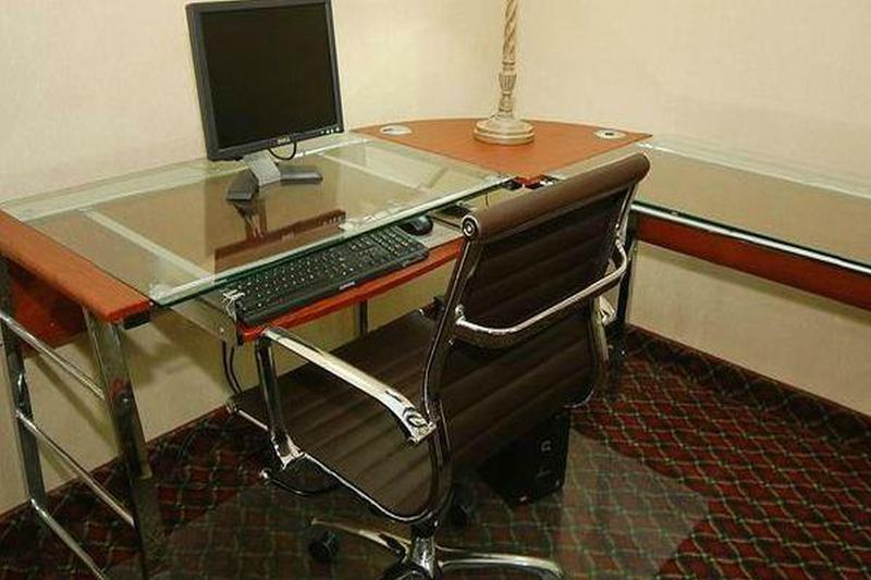 Hotel Microtel By Wyndham Place 2*