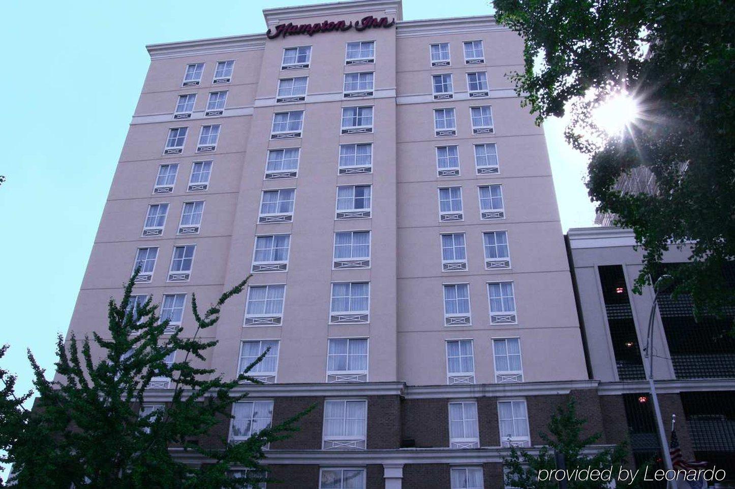 Hampton Uptown Hotel