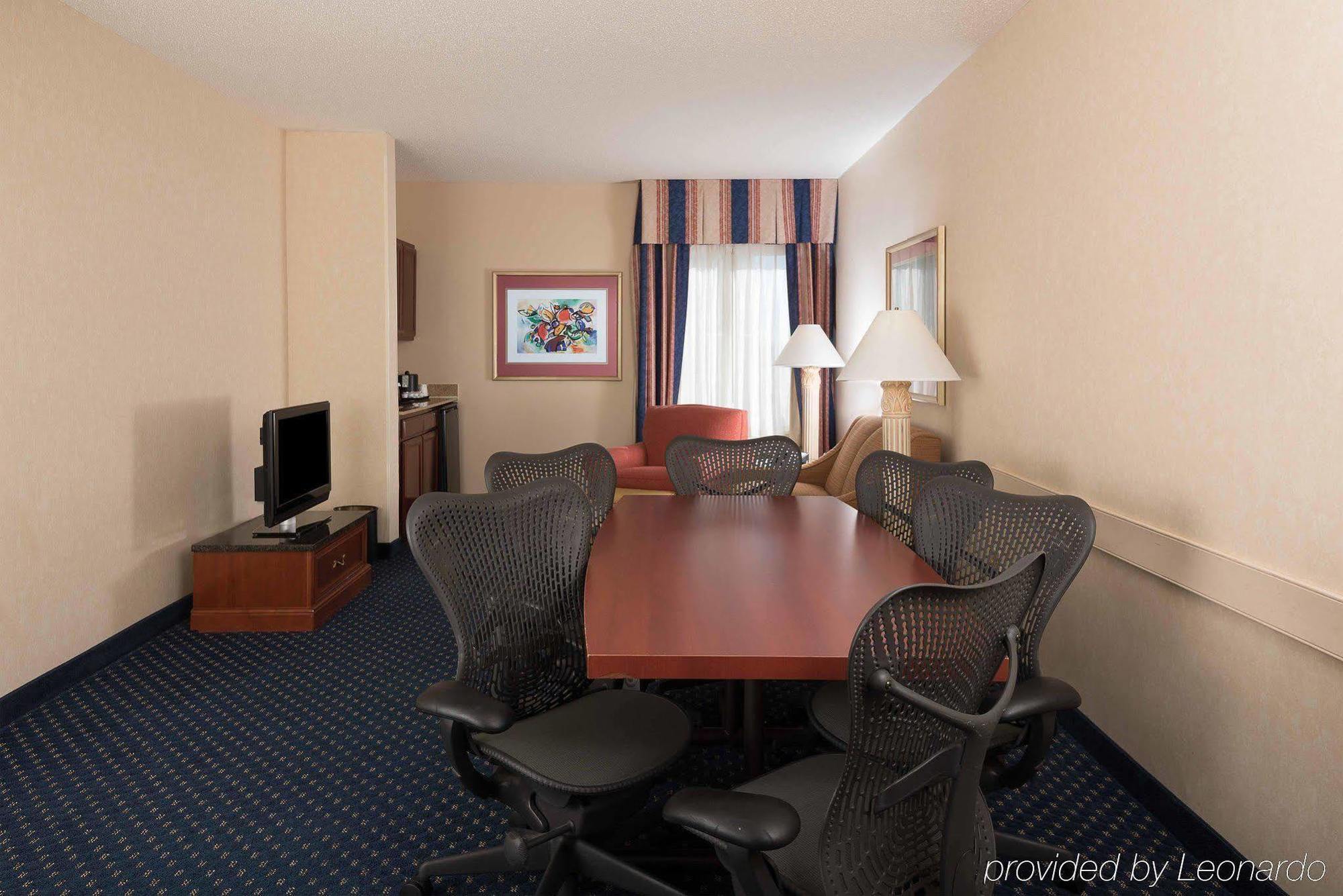 Hilton Garden Uptown 3* Charlotte