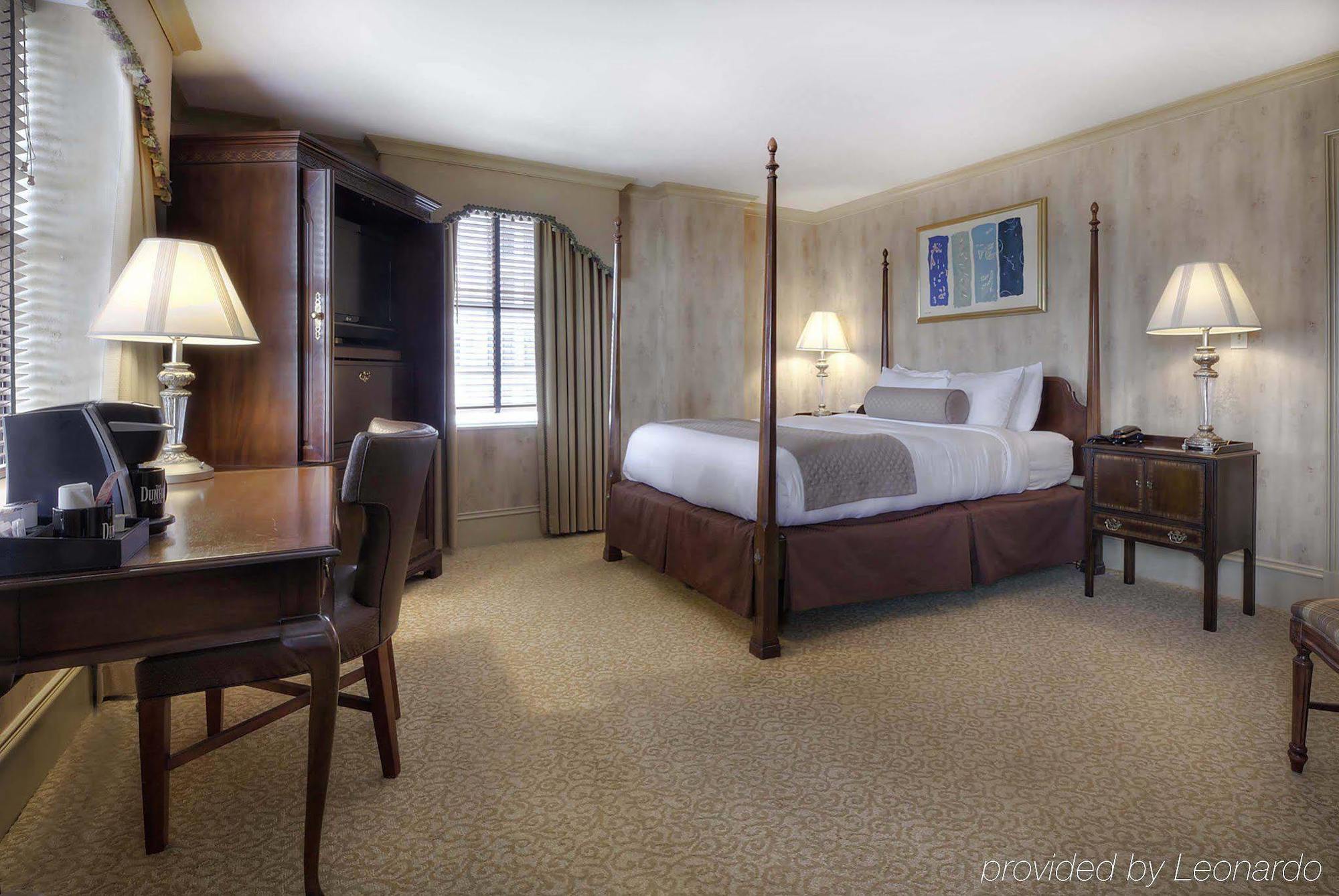 Hotel Dunhill 4*