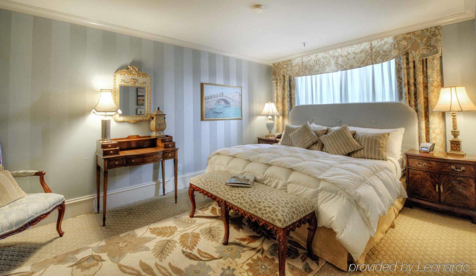 Hotel Dunhill 4*
