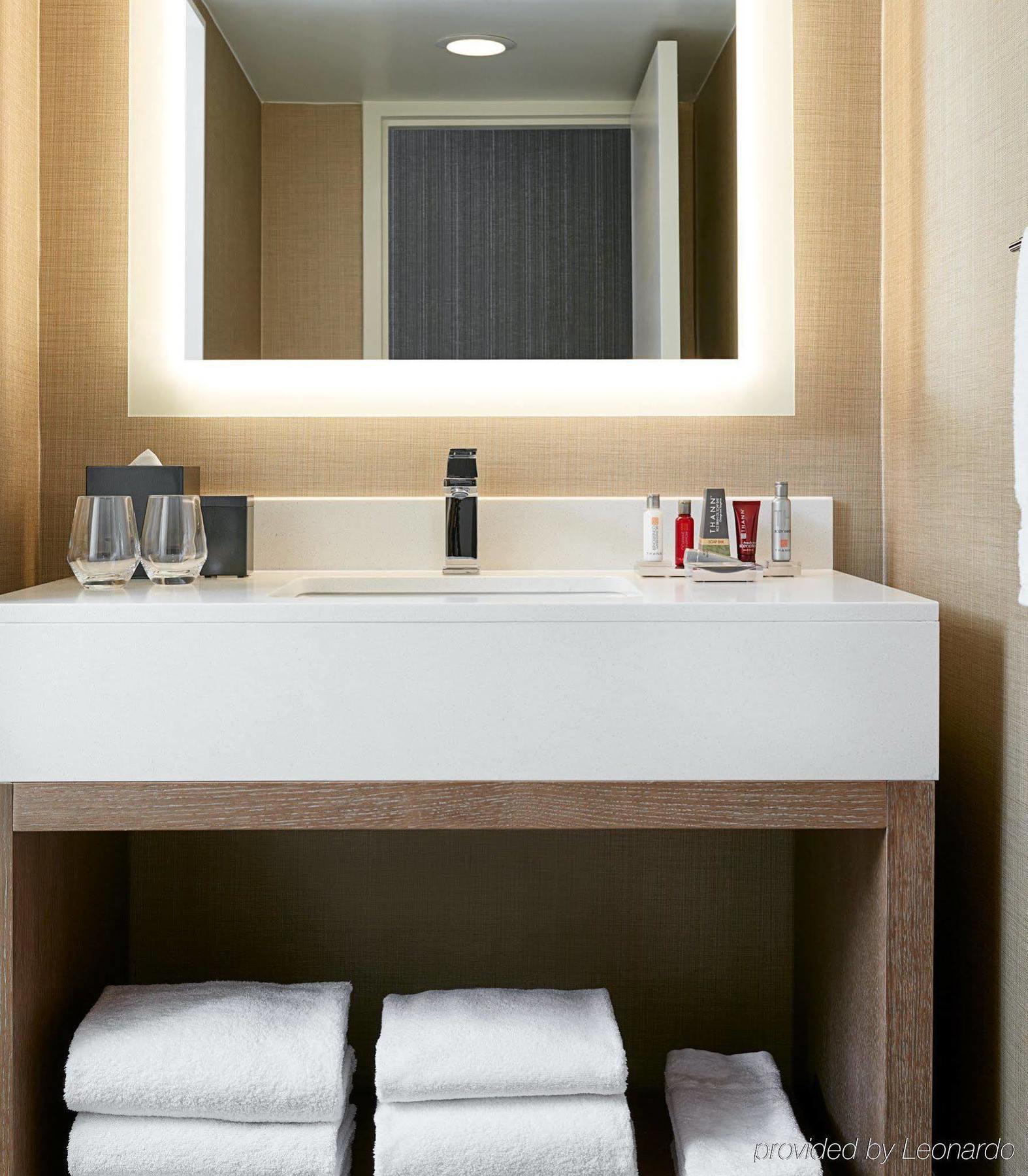 Hotel Marriott Center 4*