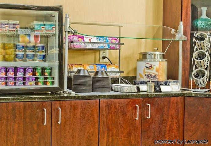 Hotel Springhill By Marriott Airport
