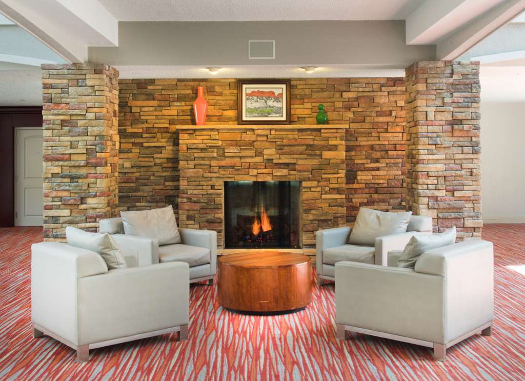 Doubletree By Hilton Charlotte/southpark