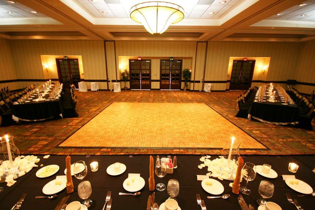 Doubletree By Hilton South Tyvola Hotel 4*