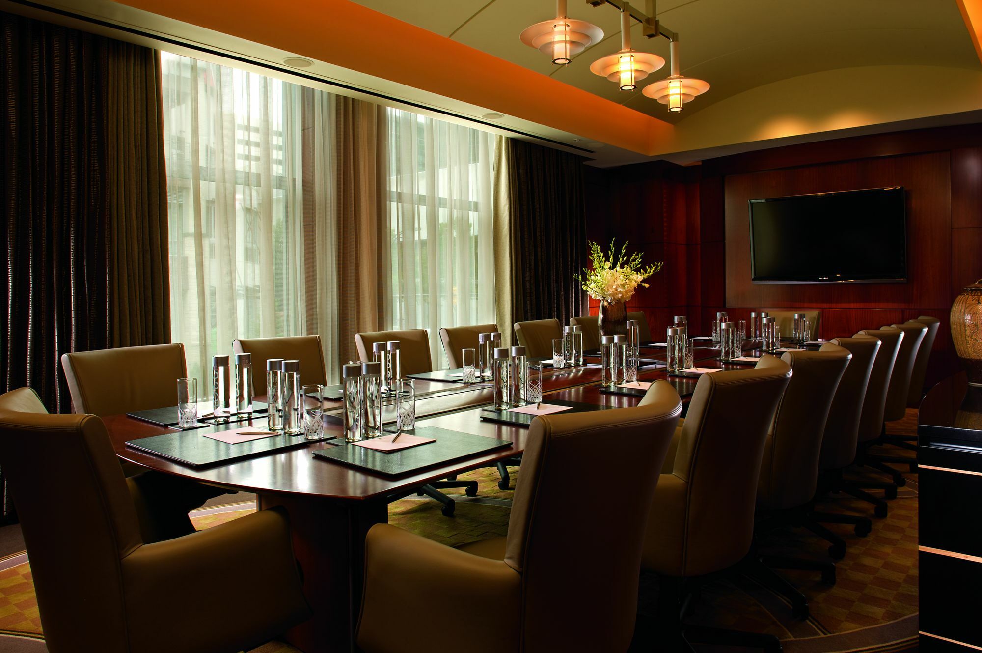 The Ritz-carlton, Hotel 5*