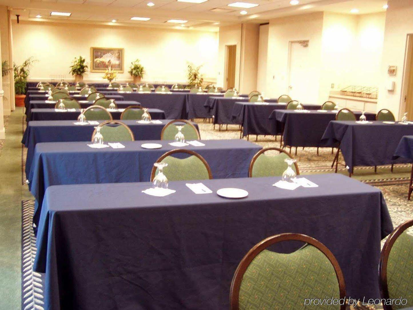 Hilton Garden North Hotel