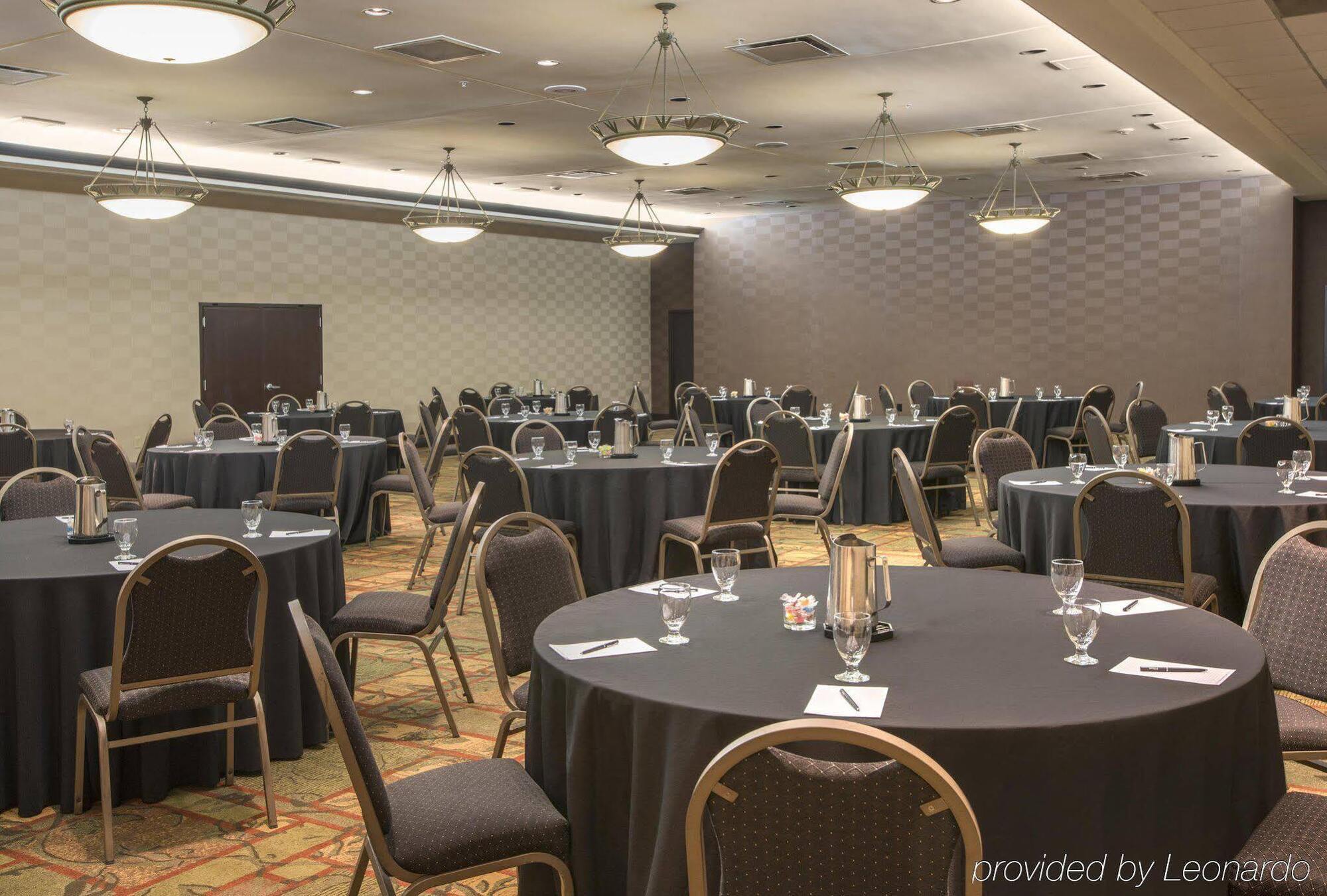 Hotel Doubletree By Hilton South Tyvola
