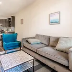 Tranquil 1Br With Balcony Gym