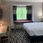 Microtel Inn By Wyndham Charlotte Airport