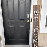 Cute And Cozy 5 Min From Carowinds