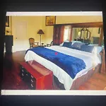 Vacay House