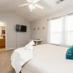 Townhome - Near Uncc And Pnc Music Pavilion