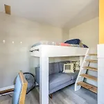 Adorable Solo-Traveler Retreat