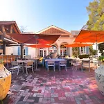 Beautifully Furnished Modern 2Br With Balcony