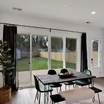 Stylish Two Story Close To South End And Uptown
