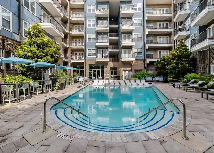 Luxe 1Bd - 5 Min Dt, Gym, Parking, W-D - Sleeps 6