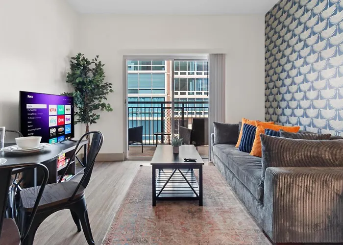 The Panther - Luxury 3Br - Free Parking - Views - Stadium - Gym