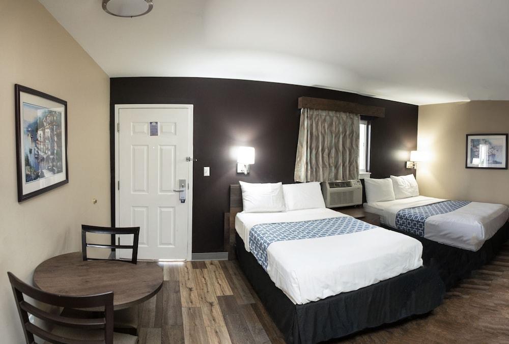 Suburban Charlotte-ballantyne Hotel 2*